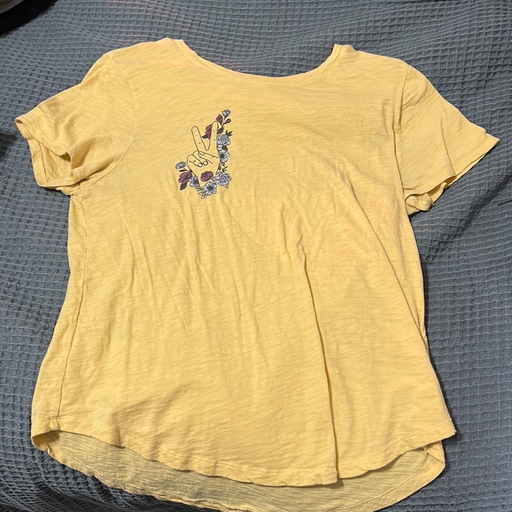 Old Navy L Yellow Peace Sign T-Shirt